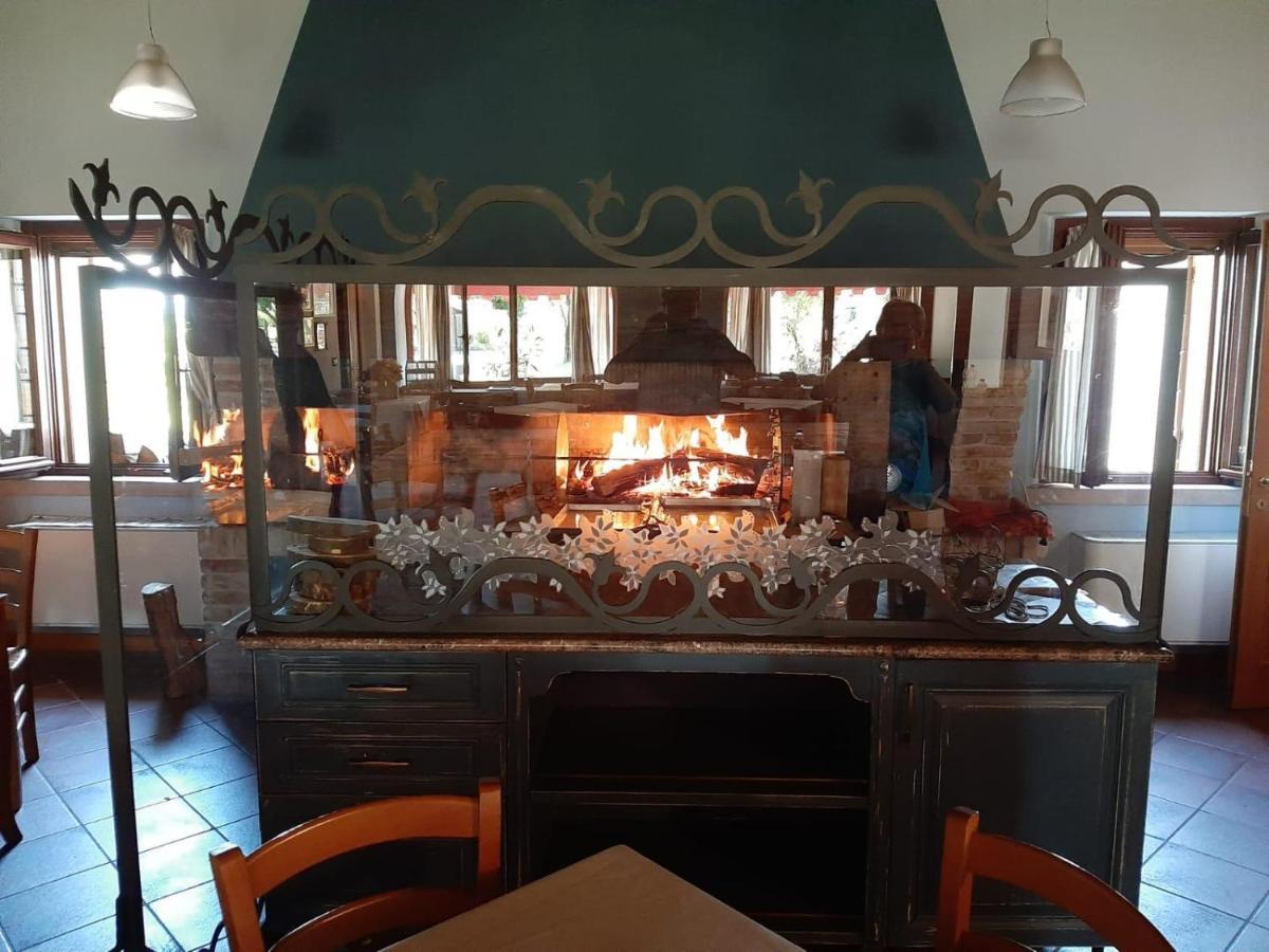 Ca Vittoria Bed and Breakfast Busco Εξωτερικό φωτογραφία