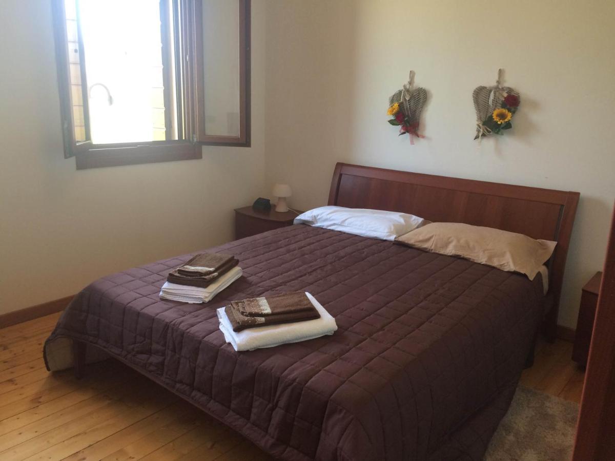 Ca Vittoria Bed and Breakfast Busco Εξωτερικό φωτογραφία